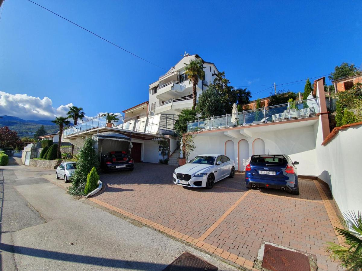 Villa Roses Apartments & Wellness Icici Exterior photo